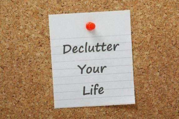 DeclutterYourLife-1493660262